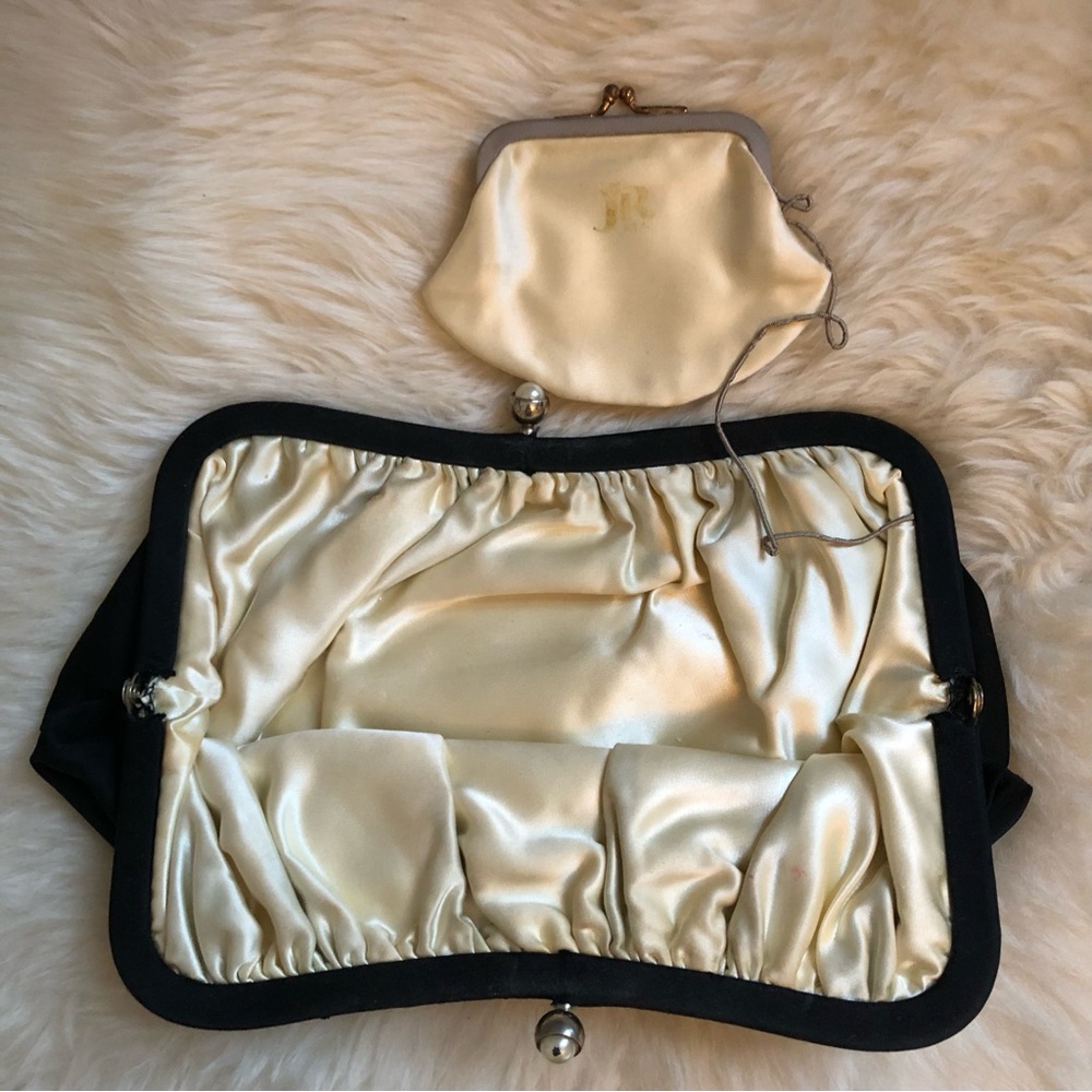 Elegant Vintage Mid Century Black Women's evening clutch w/attached coin purse - Picture 3 of 4